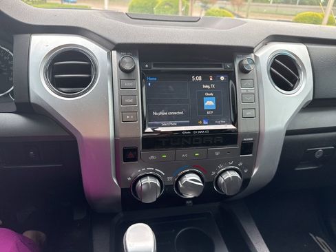 Used 2016 Toyota Tundra SR5 w/ SR5 Upgrade Package RWD image 4