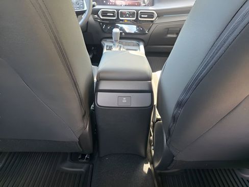 New 2026 Nissan Sentra SV FWD image 7