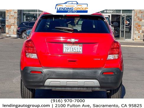 Used 2016 Chevrolet Trax LT w/ LT Convenience Package FWD image 3