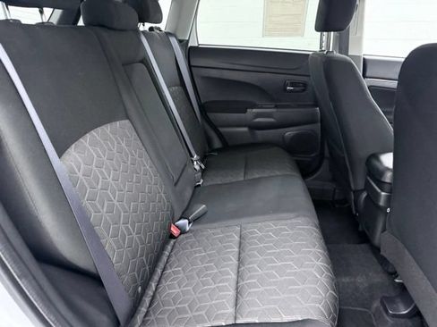 Used 2024 Mitsubishi Outlander Sport AWD image 18