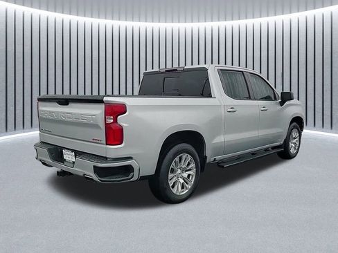 Used 2020 Chevrolet Silverado 1500 RST AWD/4WD image 3