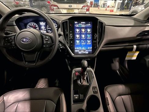 Used 2025 Subaru Crosstrek 2.5i Limited AWD/4WD image 15