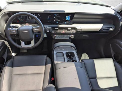 Used 2026 Hyundai Palisade SEL FWD image 19