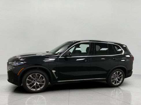 New 2026 BMW X5 xDrive50e AWD/4WD image 11