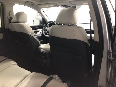 New 2026 Honda Pilot Touring image 12