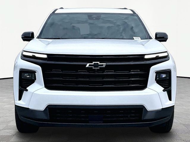New 2027 Chevrolet Traverse LT w/ Midnight/Sport Edition AWD/4WD image 2