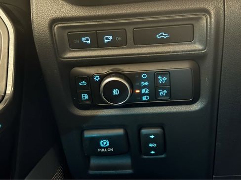 Used 2023 Ford F150 Lariat w/ Equipment Group 502A High image 21