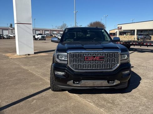 Used 2017 GMC Sierra 1500 Denali w/ Denali Ultimate Package image 2