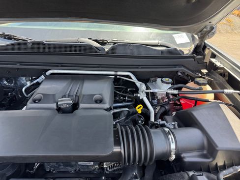 Used 2024 Chevrolet Colorado LT w/ LT Convenience Package II RWD image 18