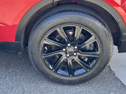 Used 2018 Jaguar E-PACE S AWD/4WD image 18