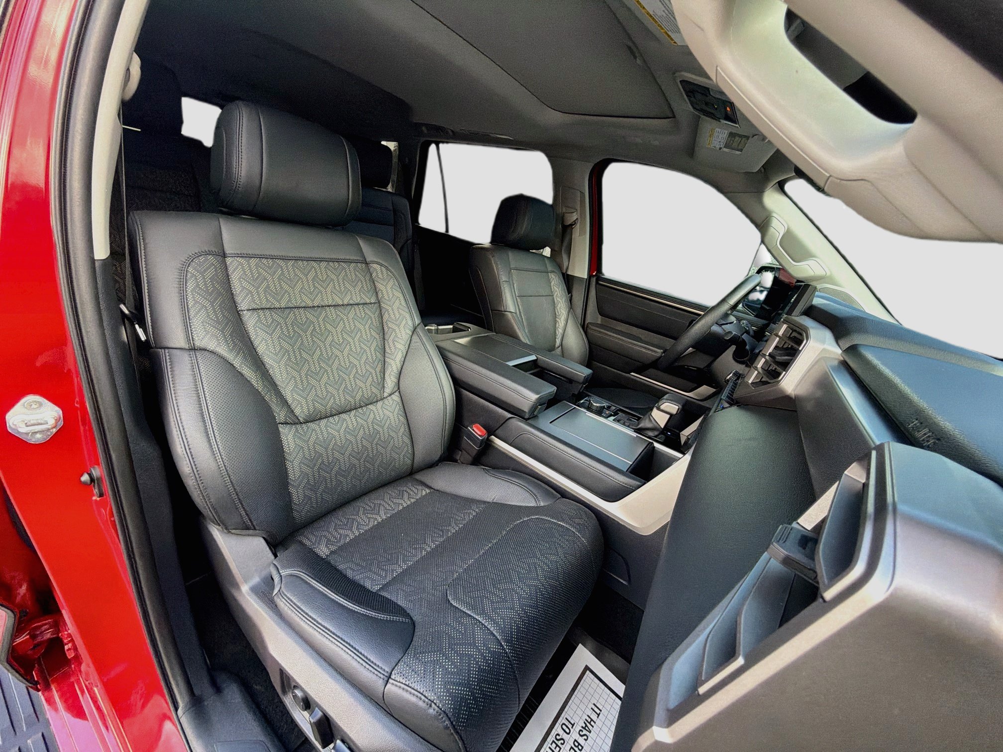 Used 2024 Toyota Sequoia Limited w/ Tow Technology Package AWD/4WD image 16