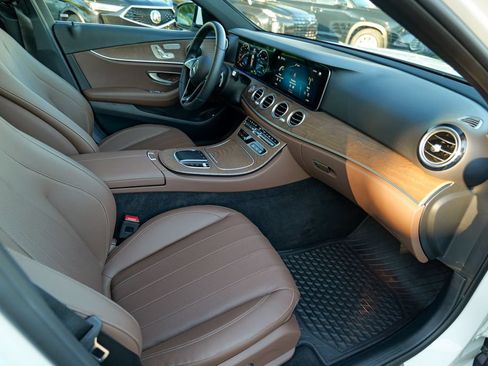 Used 2022 Mercedes-Benz E 450 4MATIC All-Terrain Wagon w/ Sun Protection Package image 34