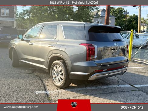 Used 2024 Hyundai Palisade SEL FWD image 4