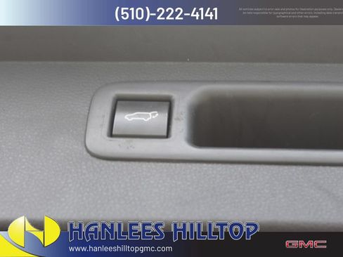 Used 2023 Toyota Highlander Limited FWD image 11
