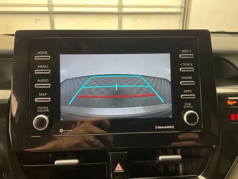 Used 2023 Toyota Camry SE FWD image 5