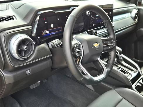 Used 2024 Chevrolet Colorado LT w/ LT Convenience Package III RWD image 10