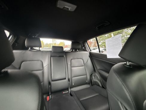 Used 2020 Kia Sportage S image 14