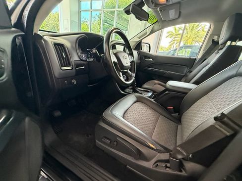 Used 2018 Chevrolet Colorado Z71 RWD image 10