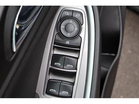 Used 2018 Chevrolet Malibu LS FWD image 11