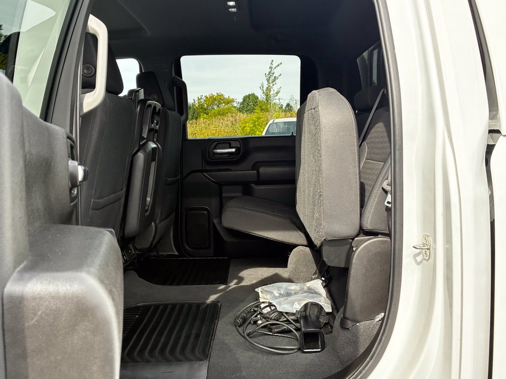 Used 2024 Chevrolet Silverado 2500 Custom w/ Custom Value Package AWD/4WD image 27