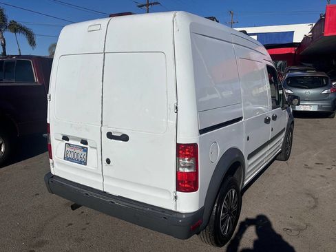 Used 2010 Ford Transit Connect XL image 7