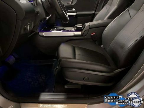 Used 2023 Mercedes-Benz EQB 300 4MATIC w/ Pinnacle Package image 67