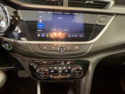 Used 2022 Buick Encore GX Select w/ Sport Touring Package FWD image 32