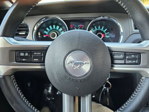 Used 2013 Ford Mustang Convertible RWD image 11