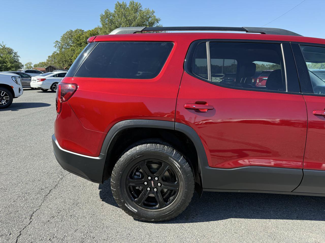 Used 2023 GMC Acadia AT4 w/ Preferred Package AWD/4WD image 43
