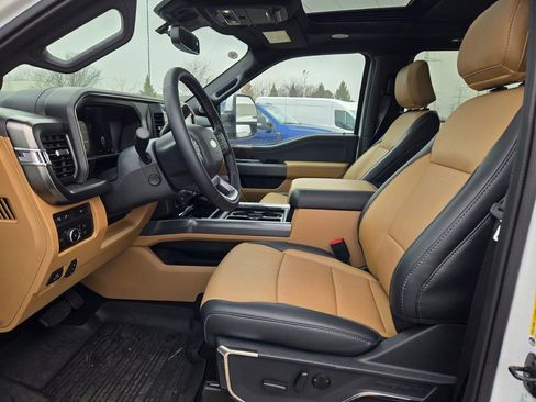 Used 2024 Ford F350 Lariat w/ Lariat Ultimate Package image 17