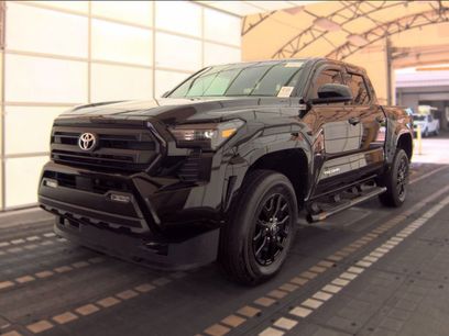 Used 2025 Toyota Tacoma SR5