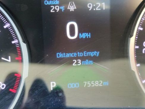 Used 2019 Toyota RAV4 XLE Premium image 17