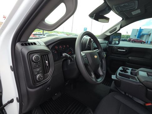 New 2026 Chevrolet Silverado 2500 Custom w/ Custom Convenience Package AWD/4WD image 15