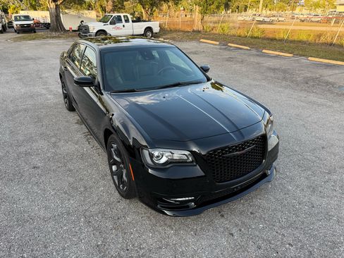 Used 2020 Chrysler 300 S w/ 300S Premium Group image 3