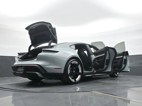 Used 2025 Porsche Taycan 4S AWD/4WD image 27