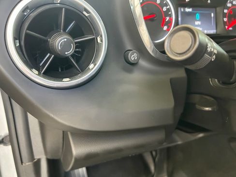 Used 2018 Chevrolet Camaro LT RWD image 39