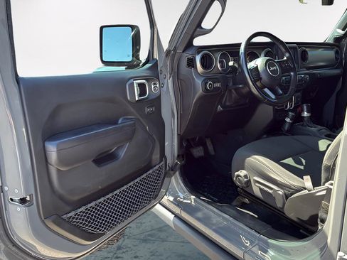 Used 2018 Jeep Wrangler Unlimited Sport S AWD/4WD image 23