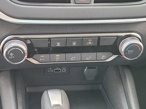 New 2025 Nissan Altima 2.5 S image 17