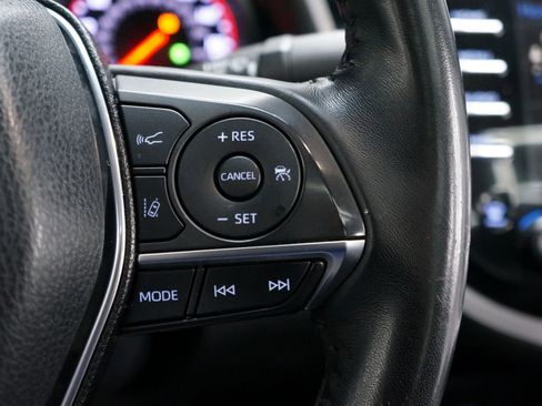 Used 2019 Toyota Camry XSE w/ Driver Assist Package image 18