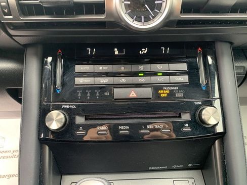 Used 2022 Lexus IS 350 F Sport w/ Memory Package image 22