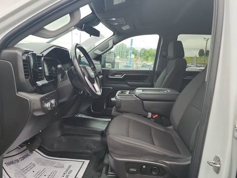 Used 2024 GMC Sierra 3500 SLE w/ SLE Convenience Package AWD/4WD image 18