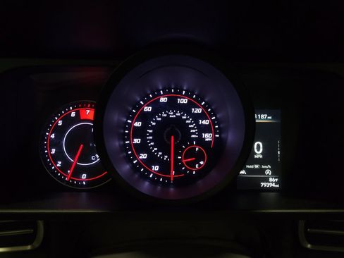 Used 2022 Hyundai Elantra SE w/ Winter Weather Package FWD image 23