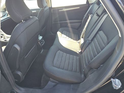 Used 2016 Ford Fusion SE image 14