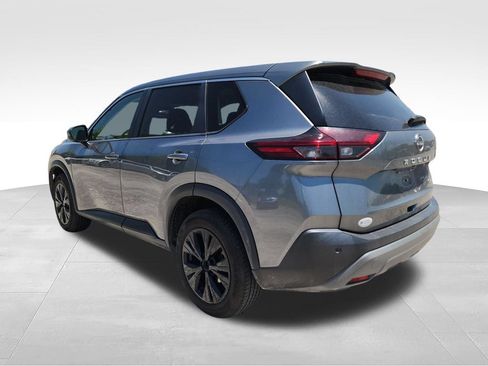 Used 2023 Nissan Rogue SV FWD image 4