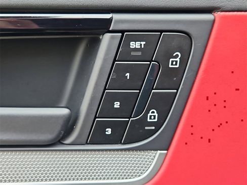 Certified 2024 Porsche Cayenne S image 23