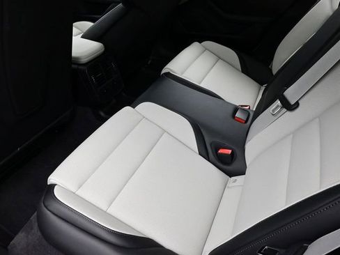 Used 2025 Porsche Taycan GTS image 15