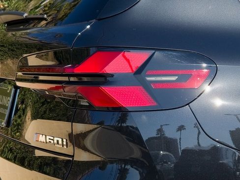 New 2026 BMW X5 M60i w/ Executive Package image 7