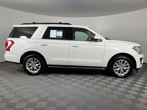 Used 2021 Ford Expedition XLT RWD image 10