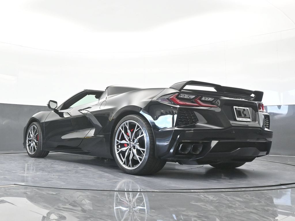Used 2024 Chevrolet Corvette Stingray Preferred Conv w/ Z51 Performance Package RWD image 56