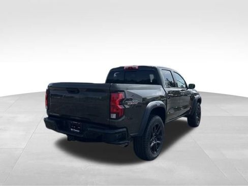 Used 2024 Chevrolet Colorado Trail Boss w/ Technology Package AWD/4WD image 5